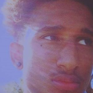 Meet your Posher, Makai